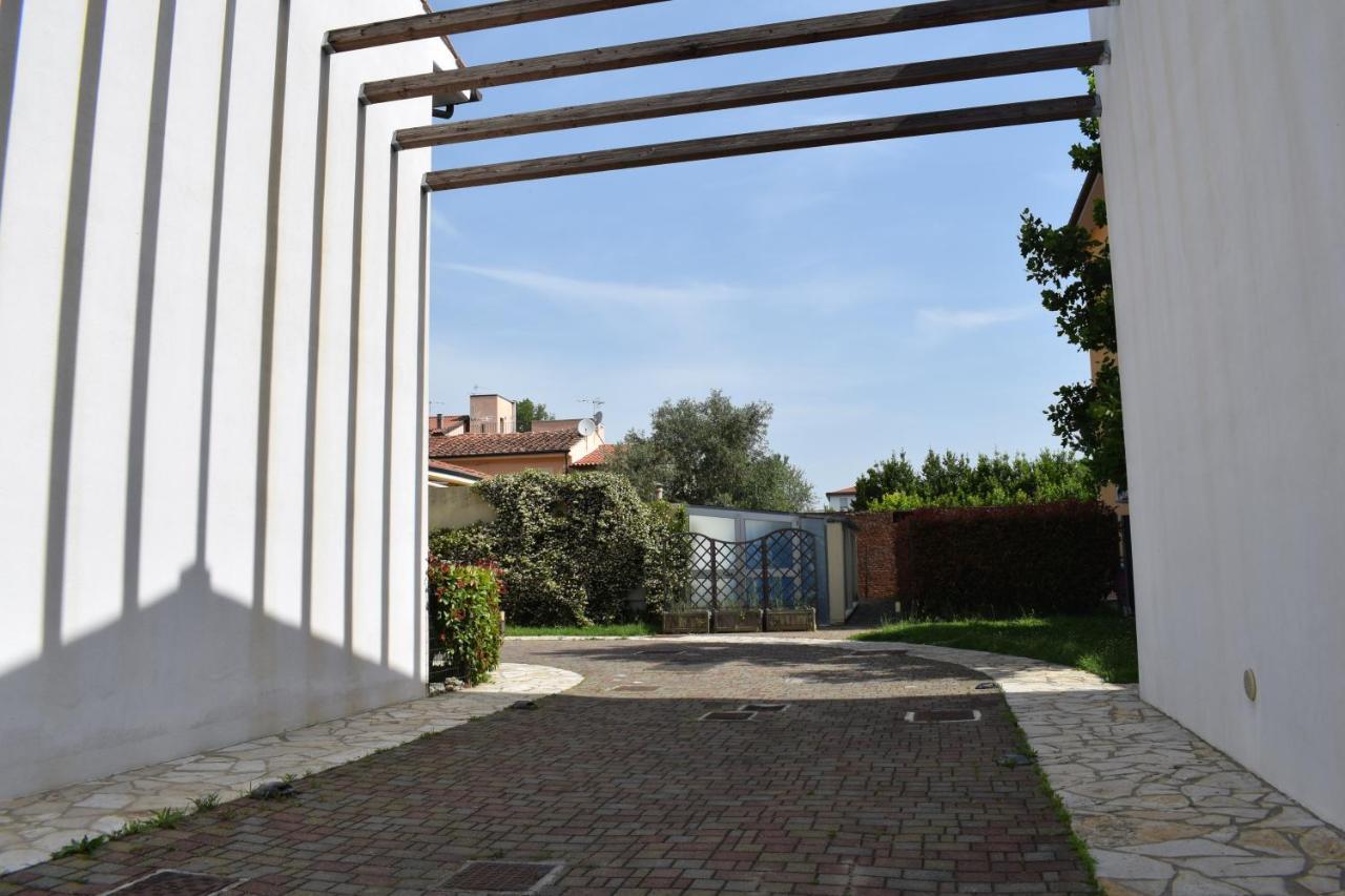 Holiday And Art Casa Boulogne Buitenkant foto